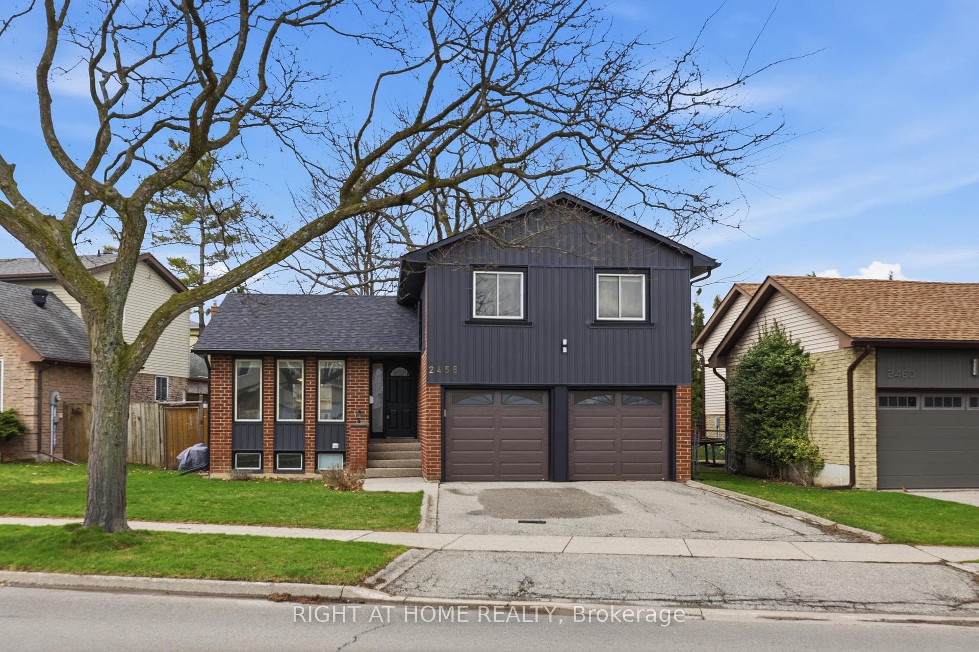 2458 Cavendish Drive photo 1