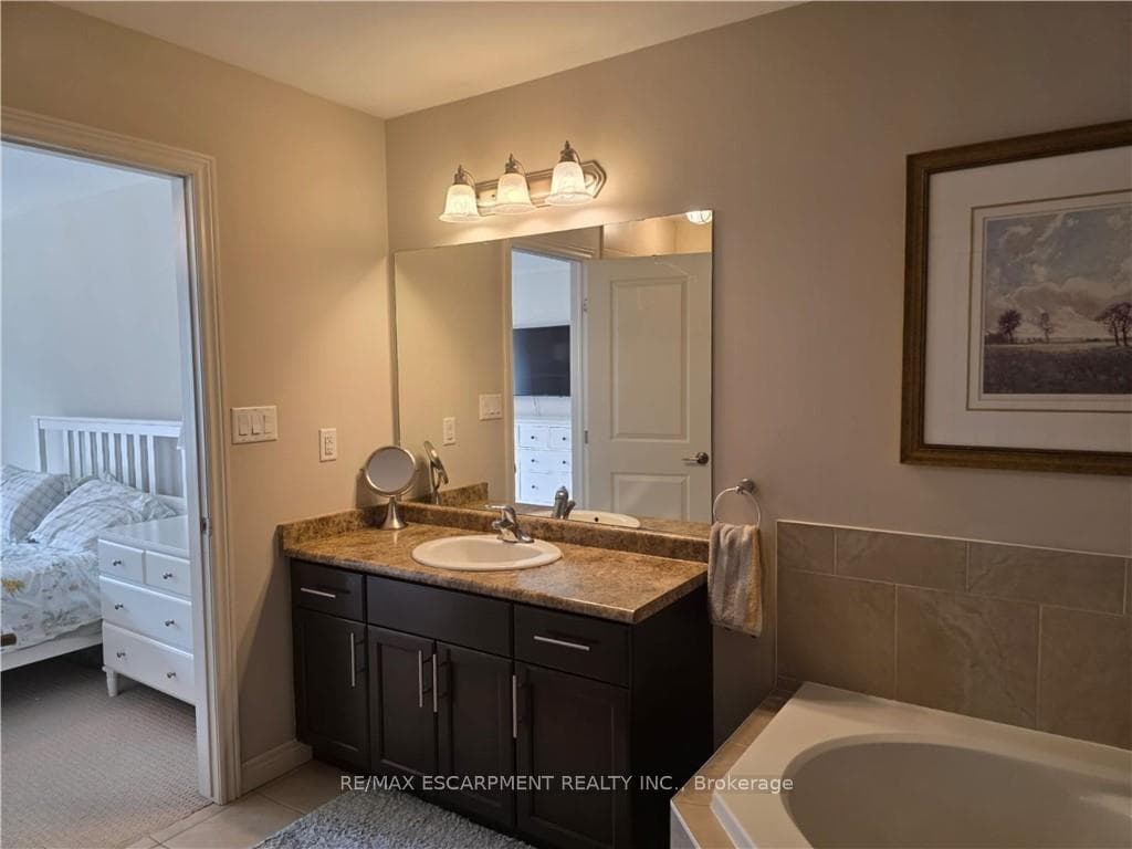 6 Chestnut Drive Unit 9 photo 12