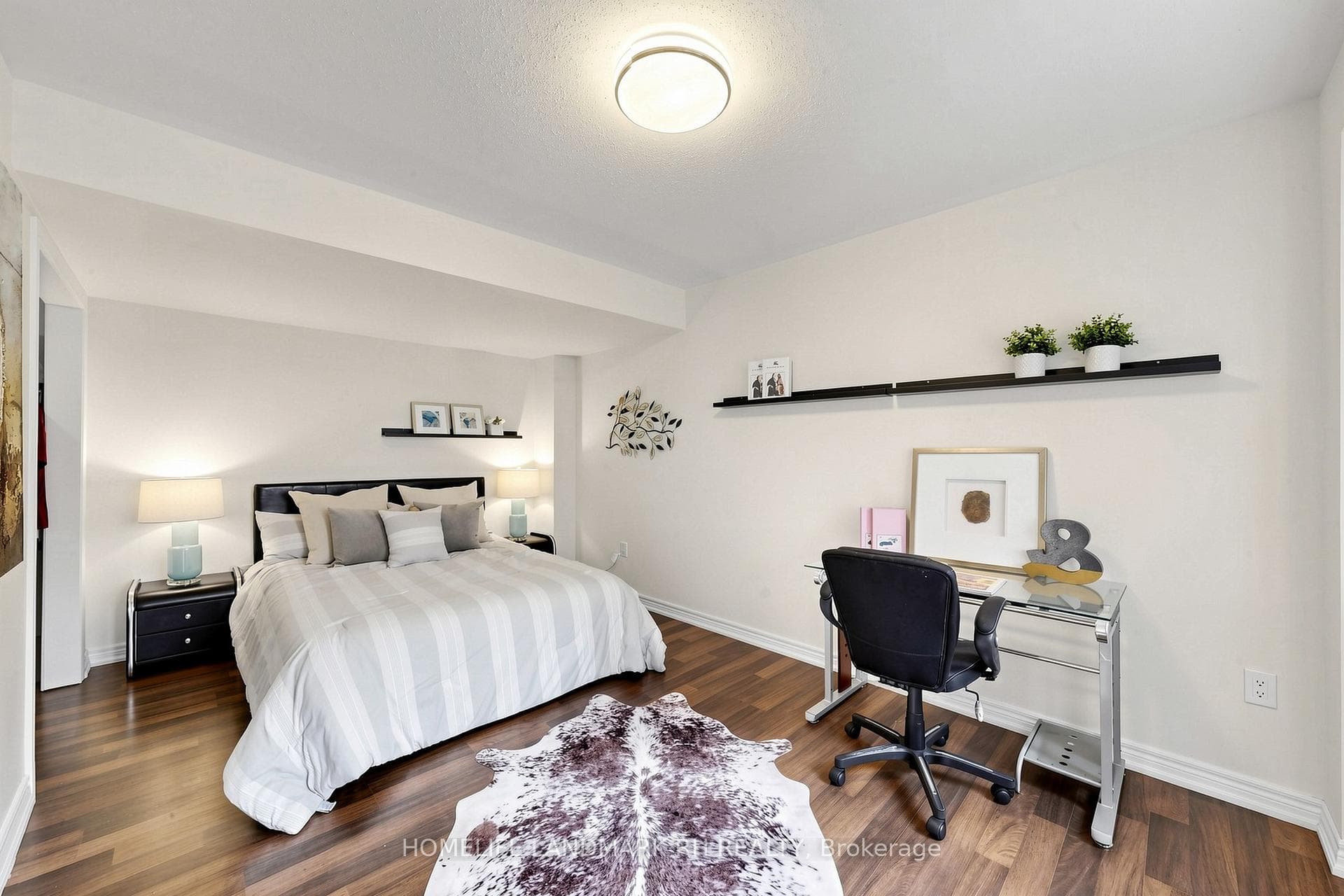 42 Begonia Street photo 39