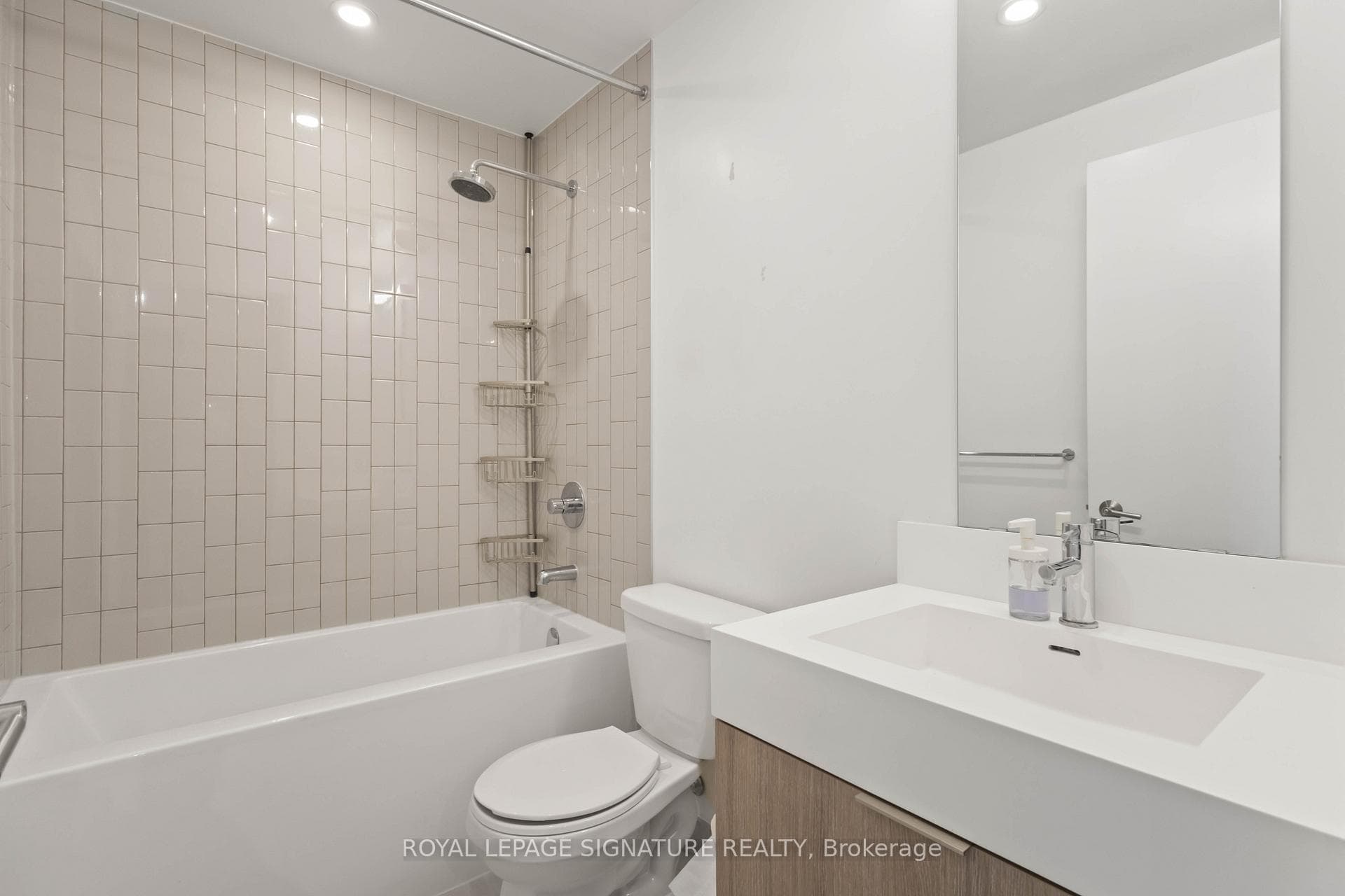 130 River Street Unit 2801 photo 18