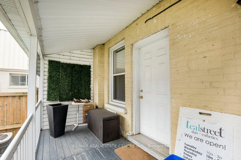 3 Grand Avenue photo 13