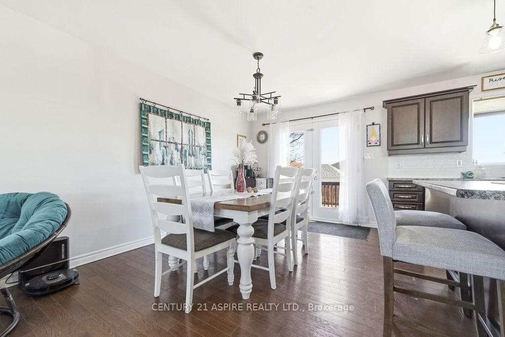 1015 Riverstone Trail photo 11