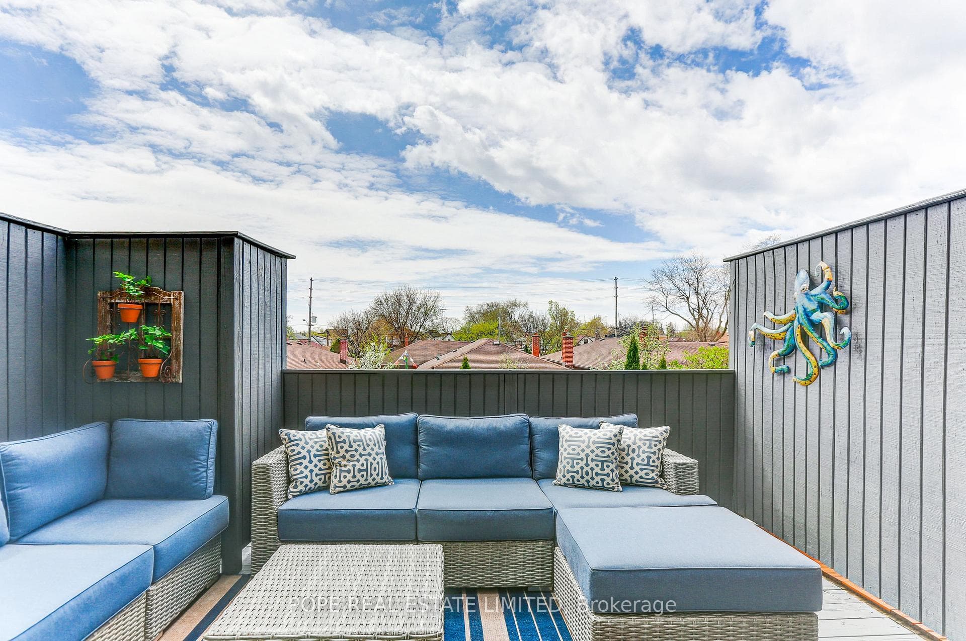 21 Ruby Lang Lane photo 18