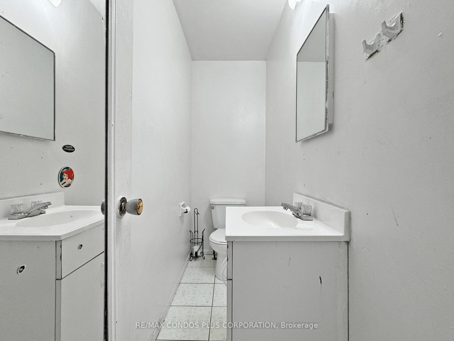 68 Burkwood Crescent photo 10