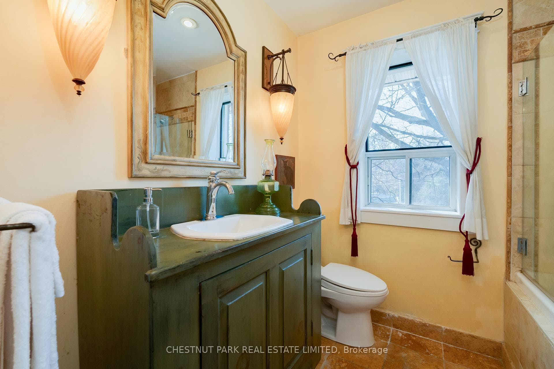 56 Poplar Plains Road photo 28