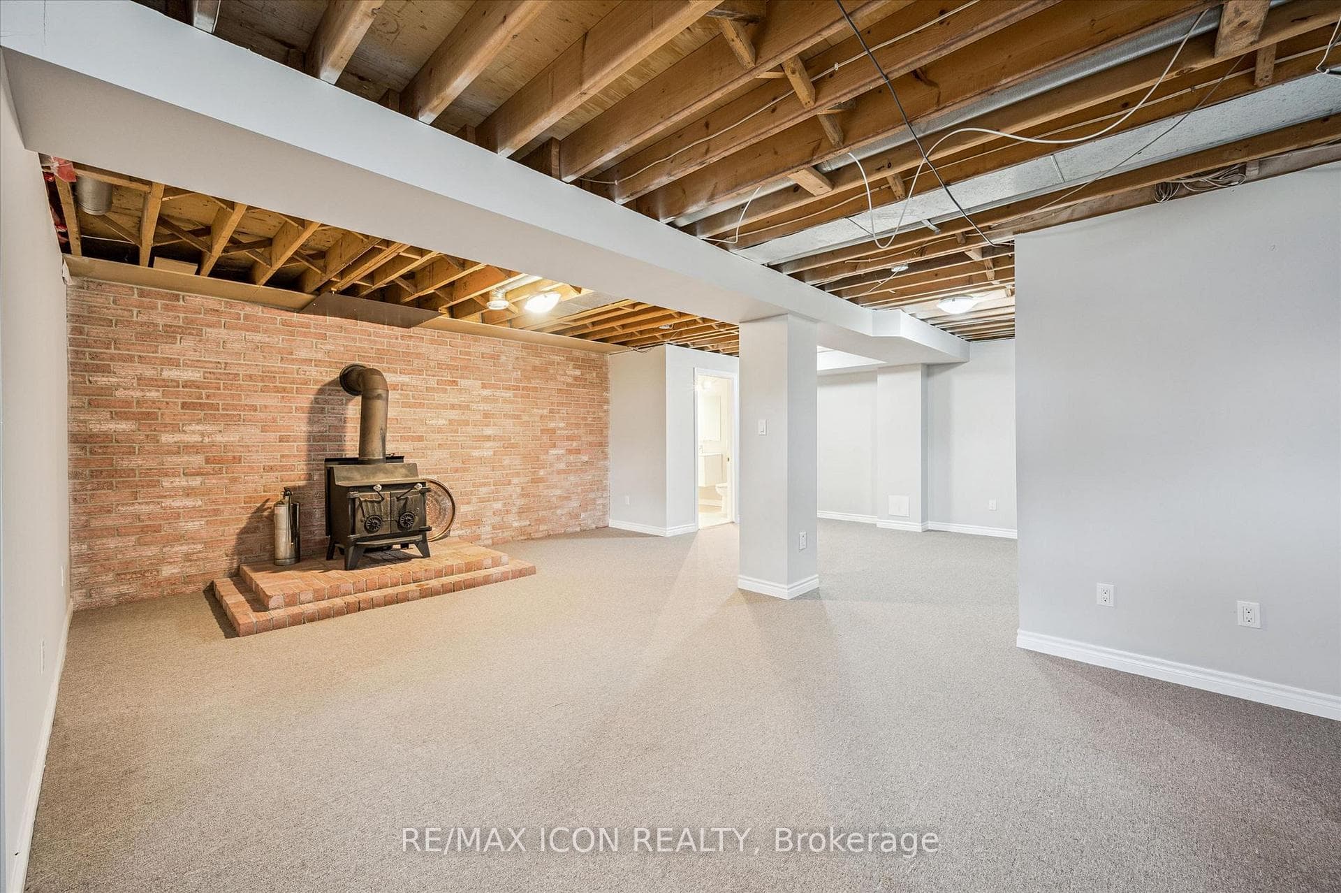 59 Bayne Crescent photo 17