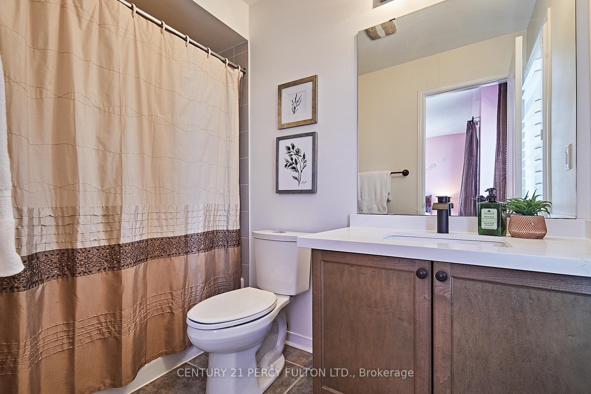 64 Rushworth Drive photo 27