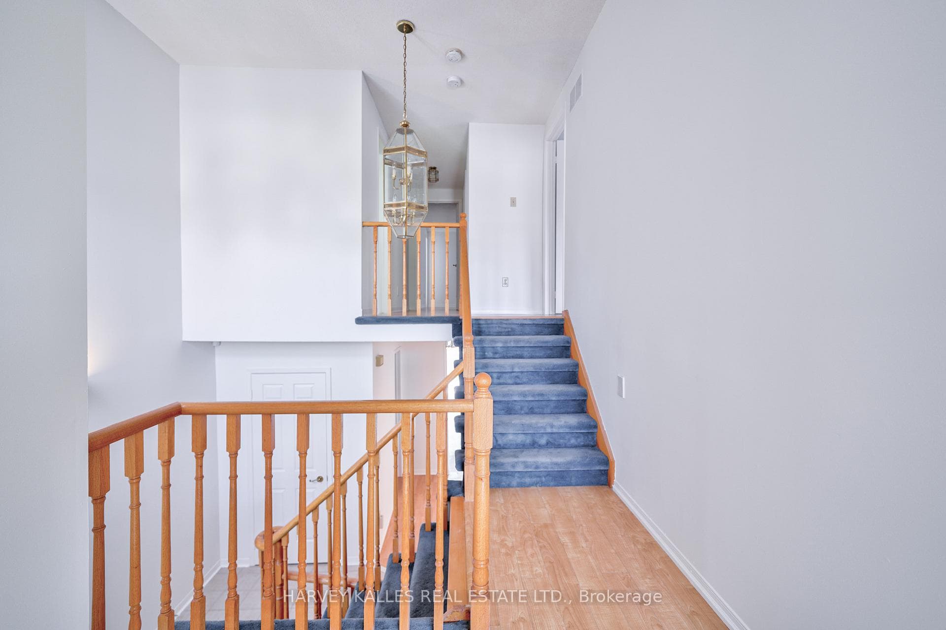 86 Bradbeer Crescent photo 22
