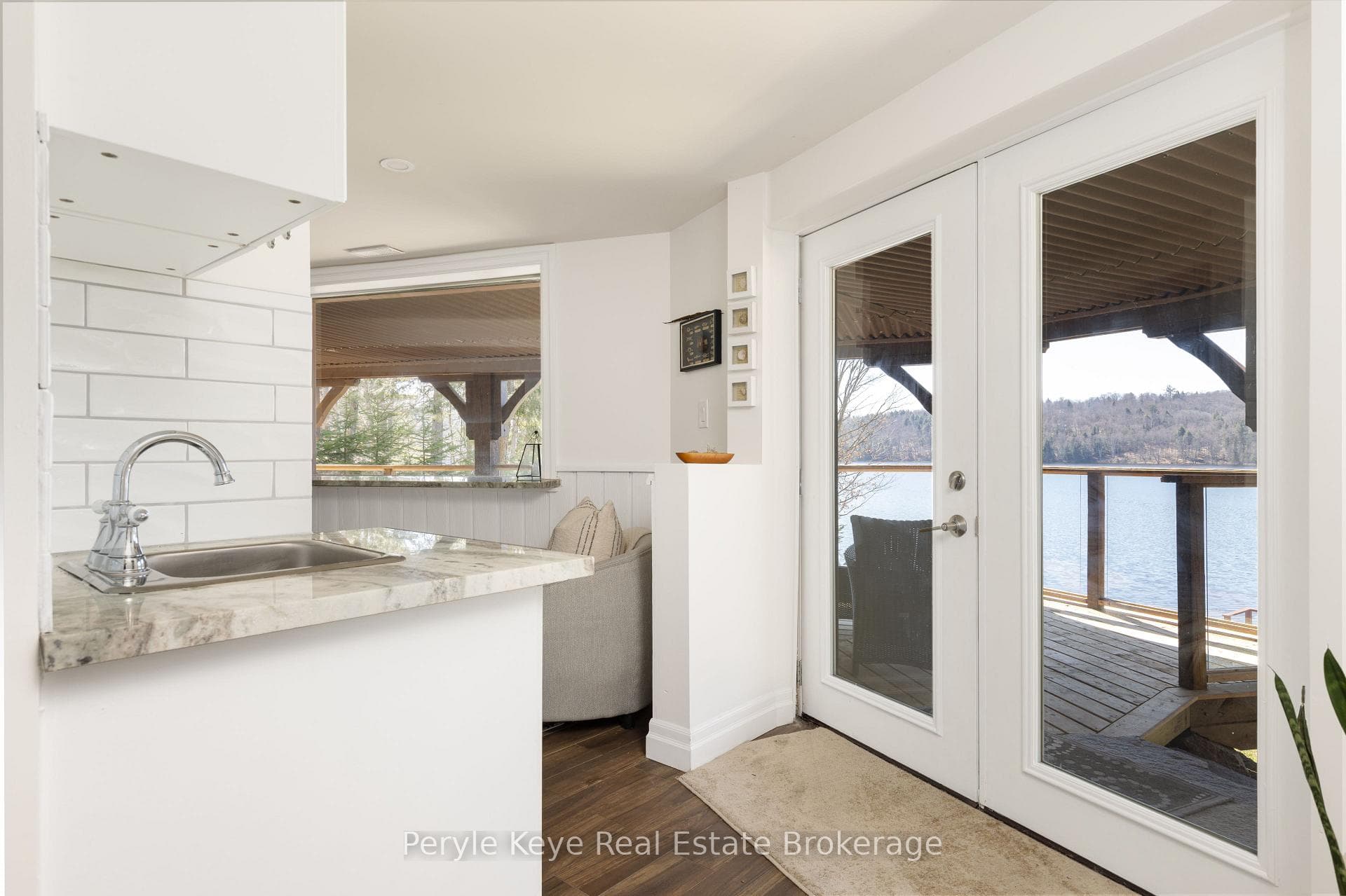 Walkout to Lower Deck