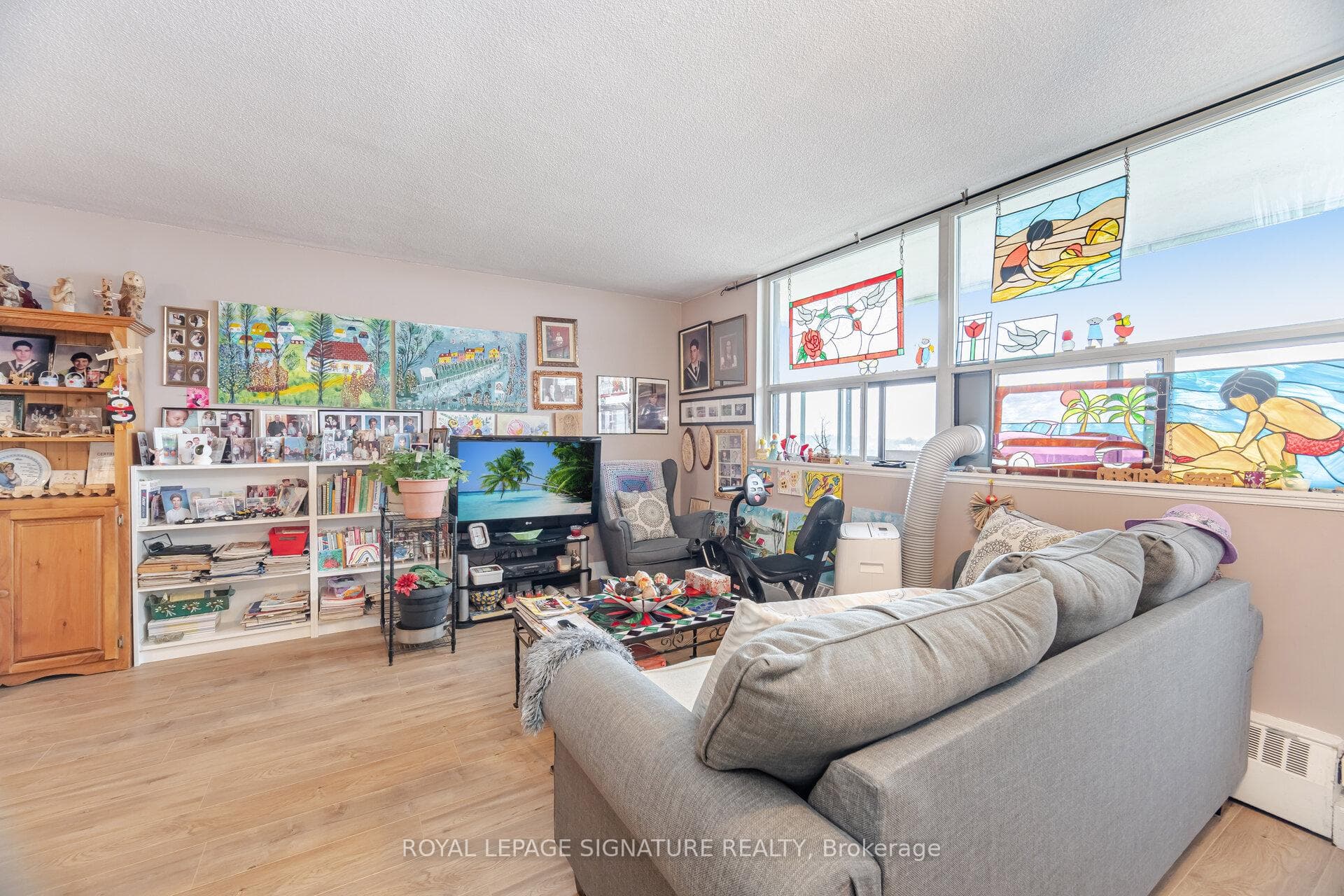 541 Blackthorn Avenue Unit 1110 photo 12