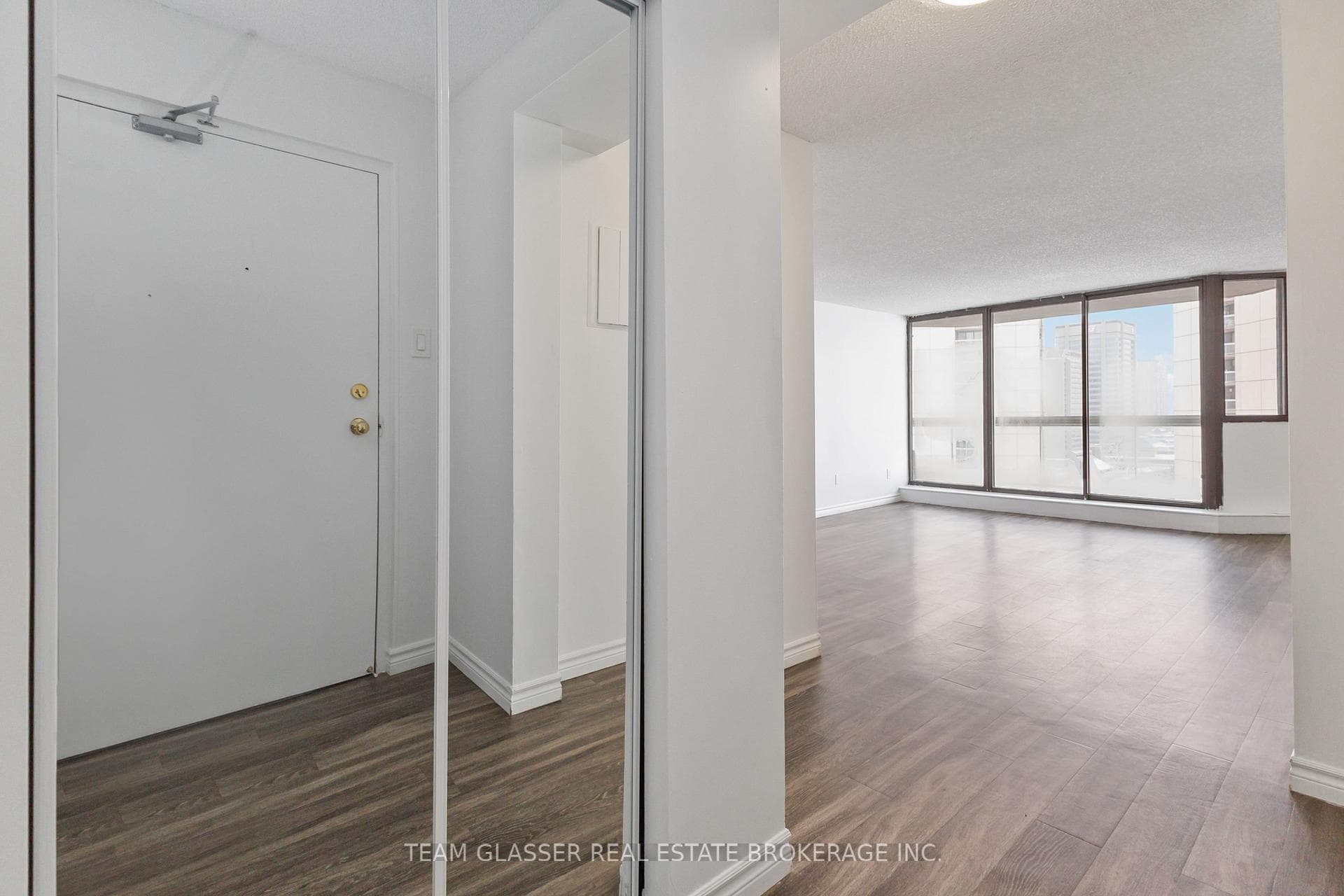 340 Colborne Street Unit 2505 photo 19