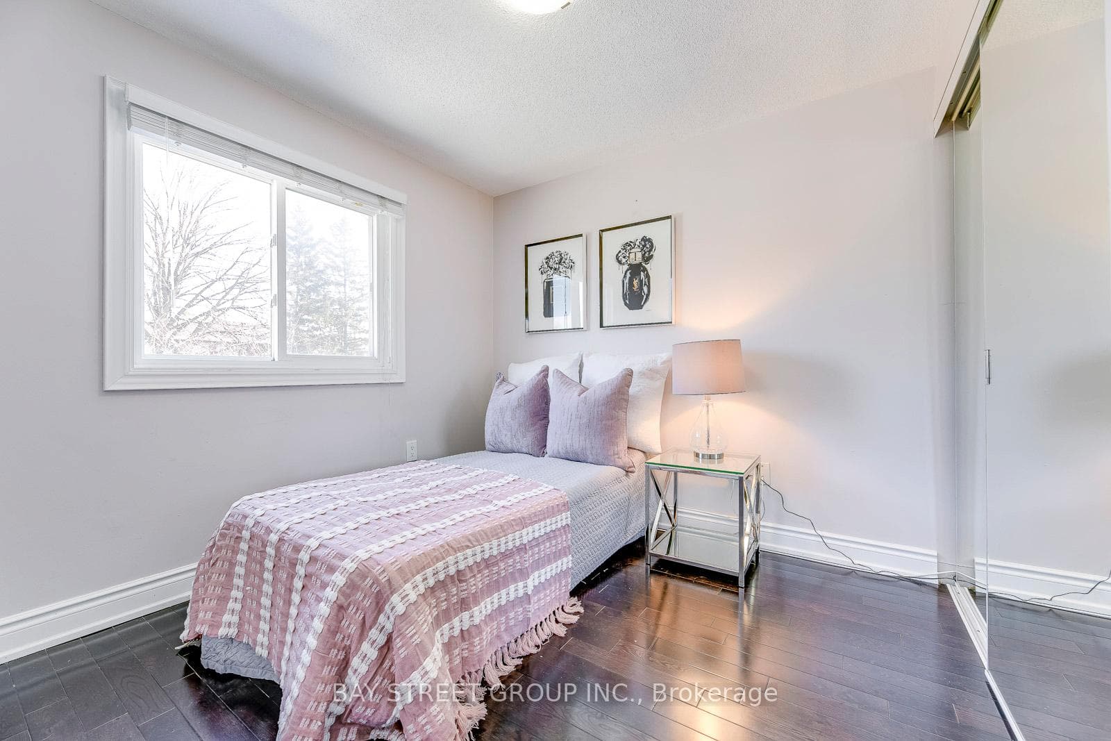 7085 Tamar Mews photo 27
