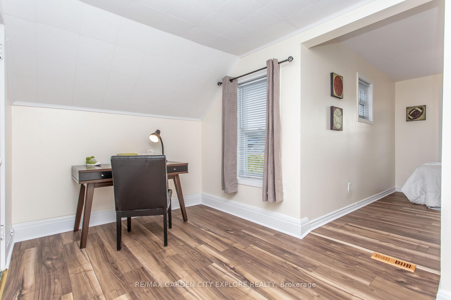 7 Pinecrest Street photo 18