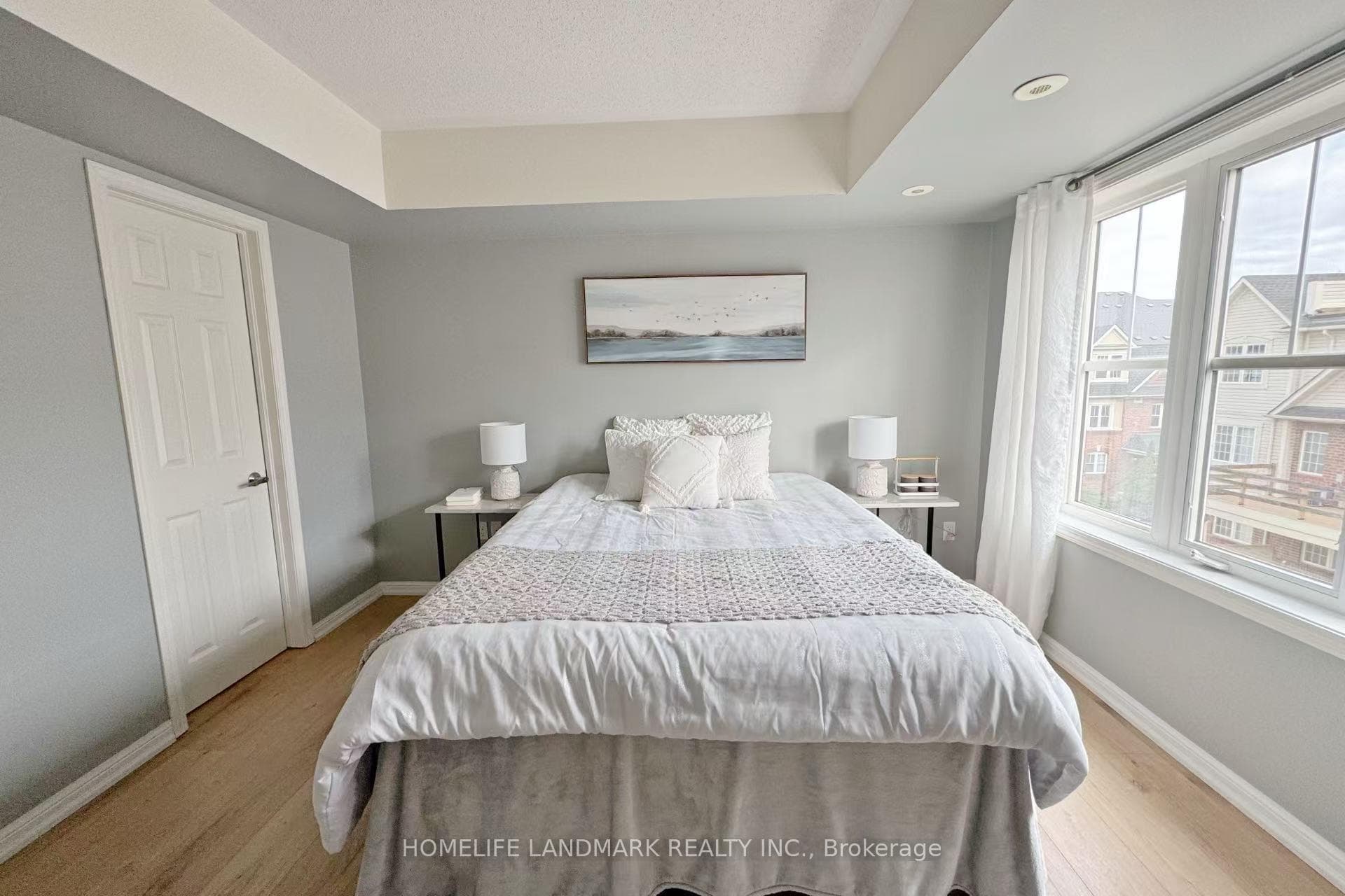 580 Shoreline Drive Unit 6 photo 16