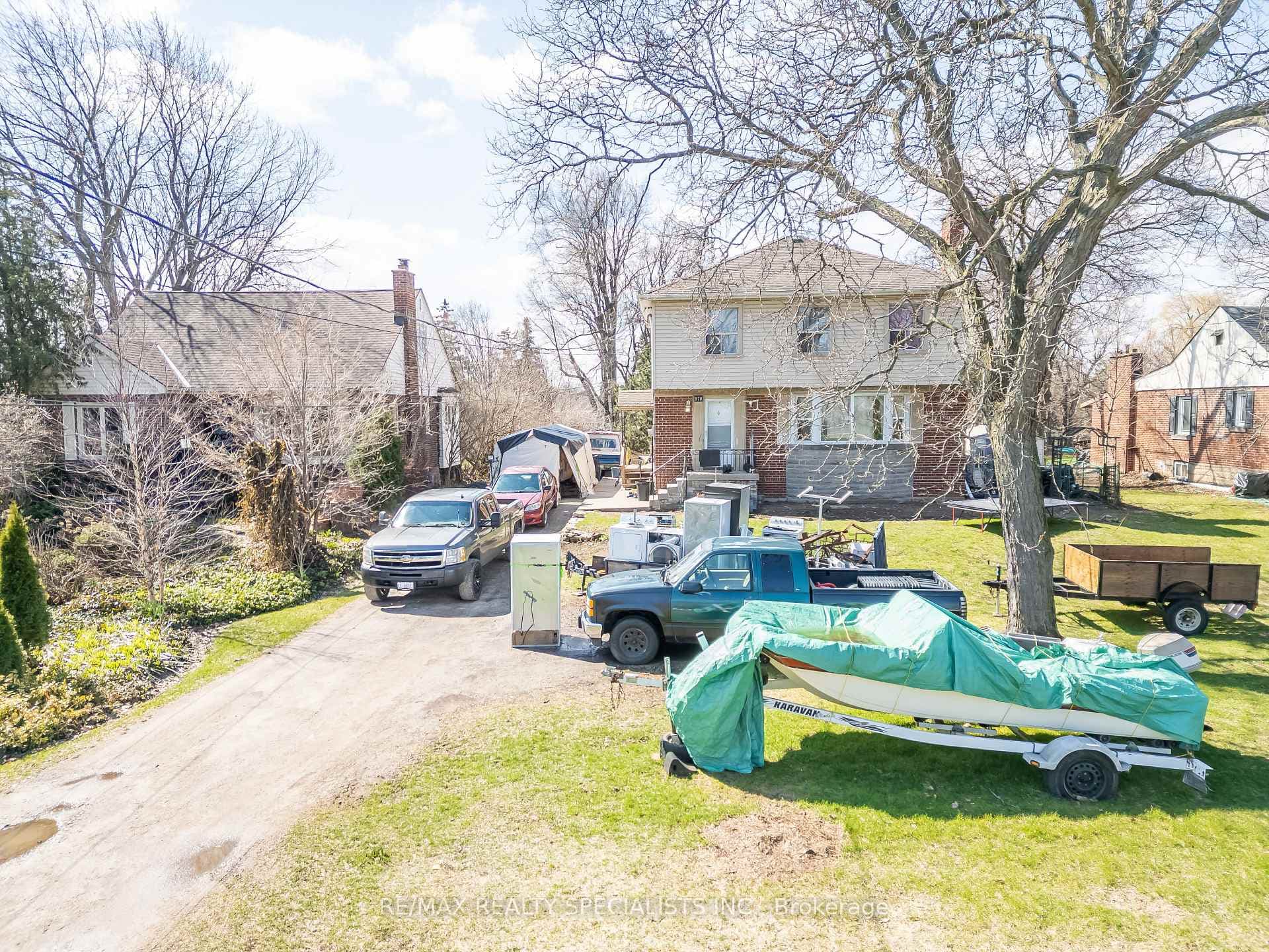 970 Concession Street photo 4