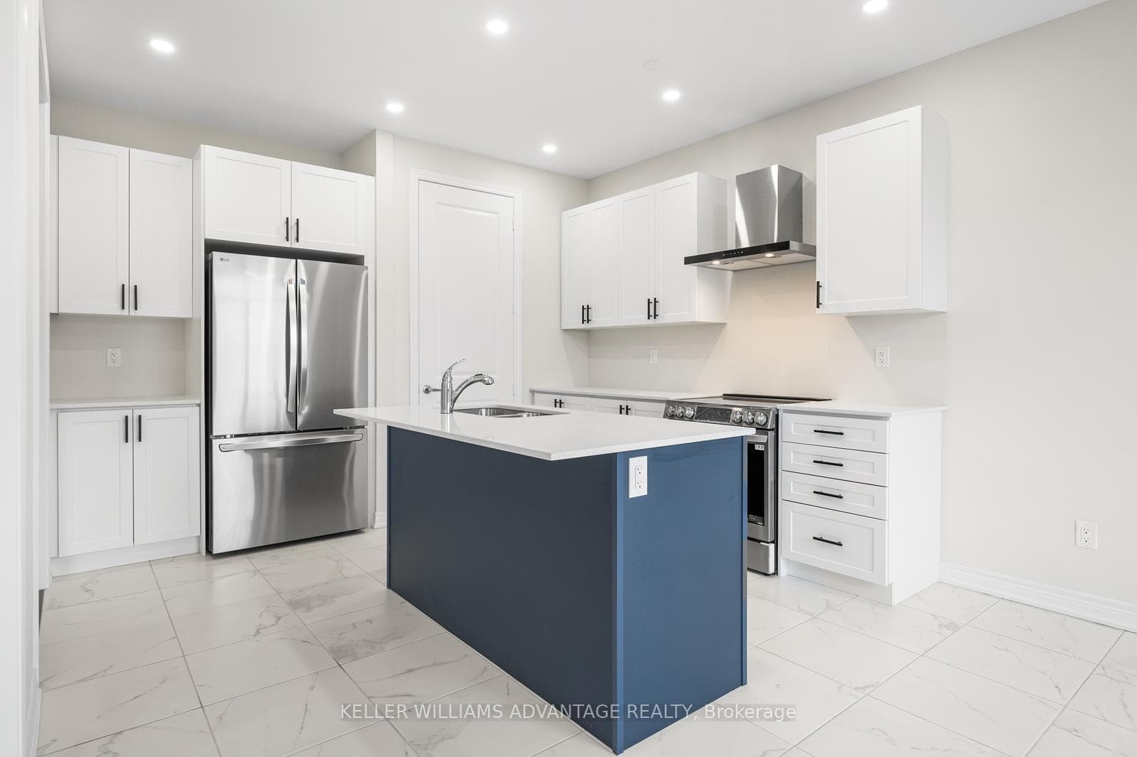 36 Sam Battaglia Crescent photo 16