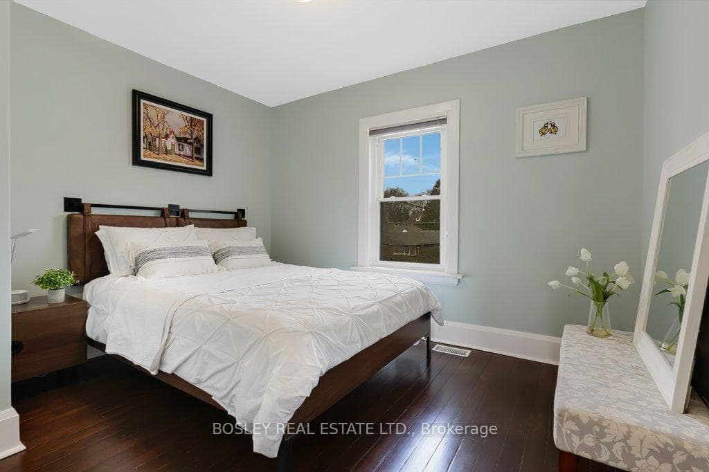 281 Cambria Street photo 13