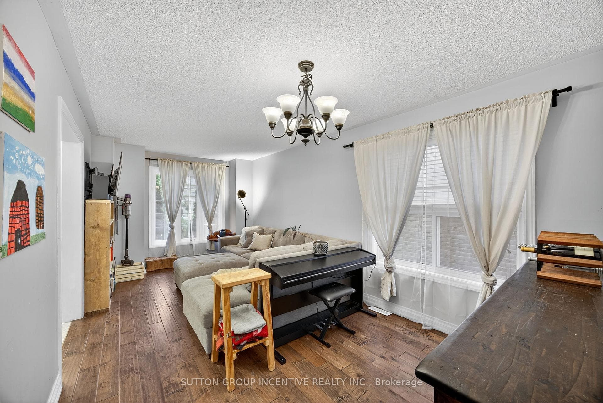 4 Dunnett Drive photo 11