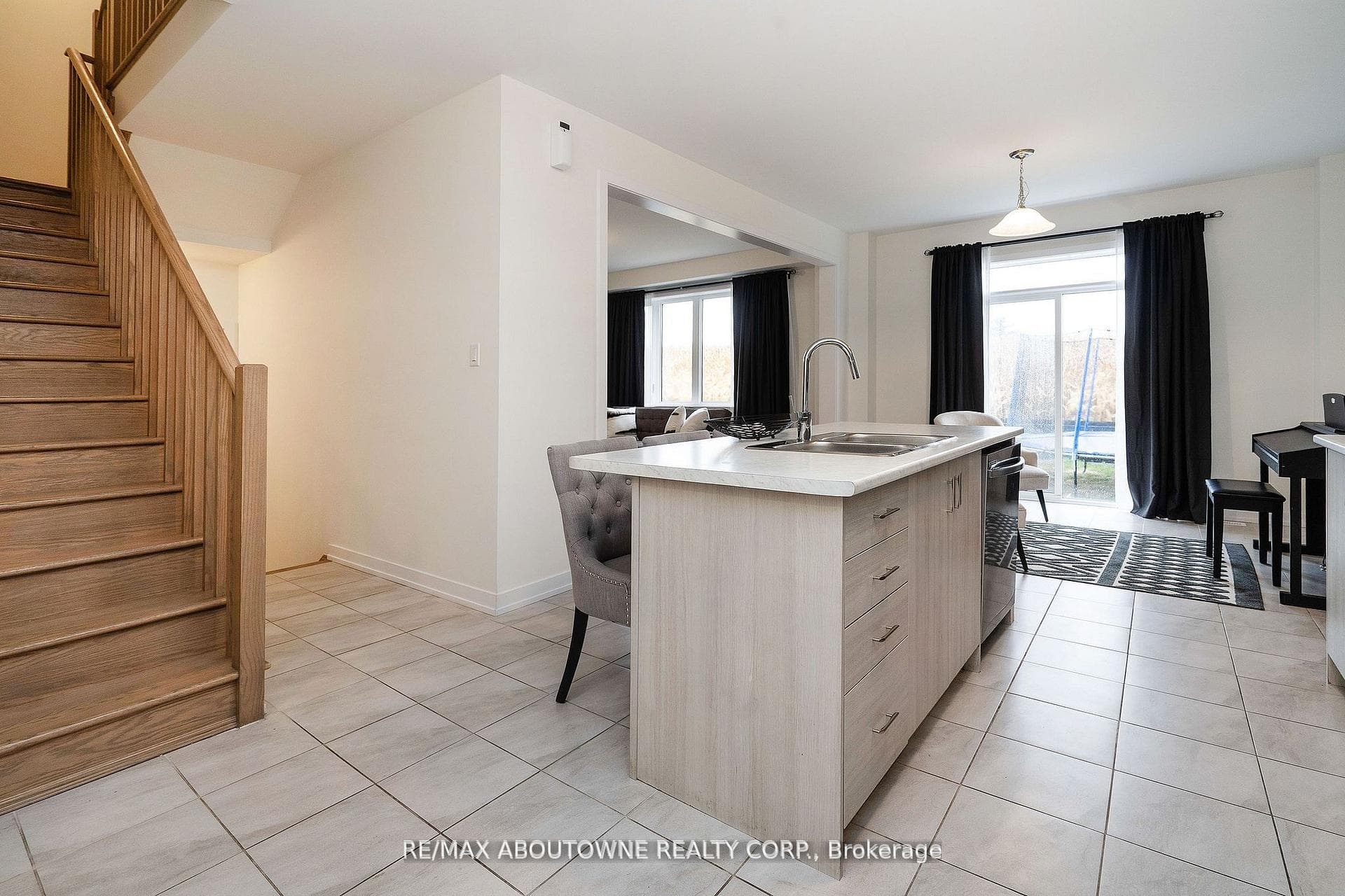 57 Monteith Drive photo 7