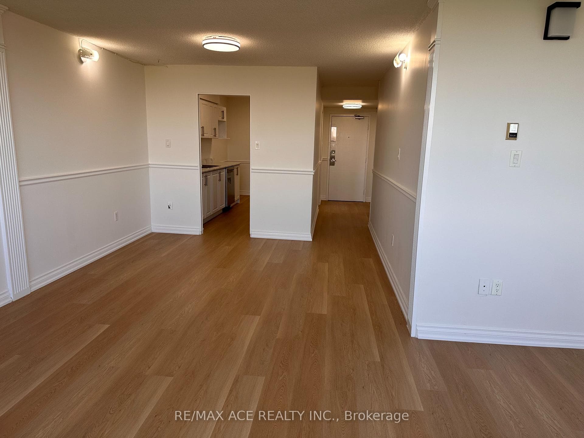 25 Sunrise Avenue Unit 506 photo 7
