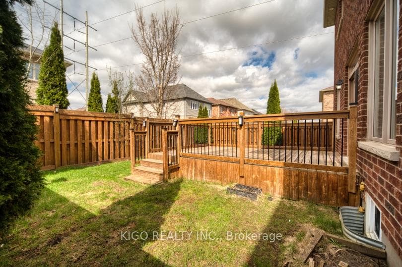548 Wasaga Crescent photo 46