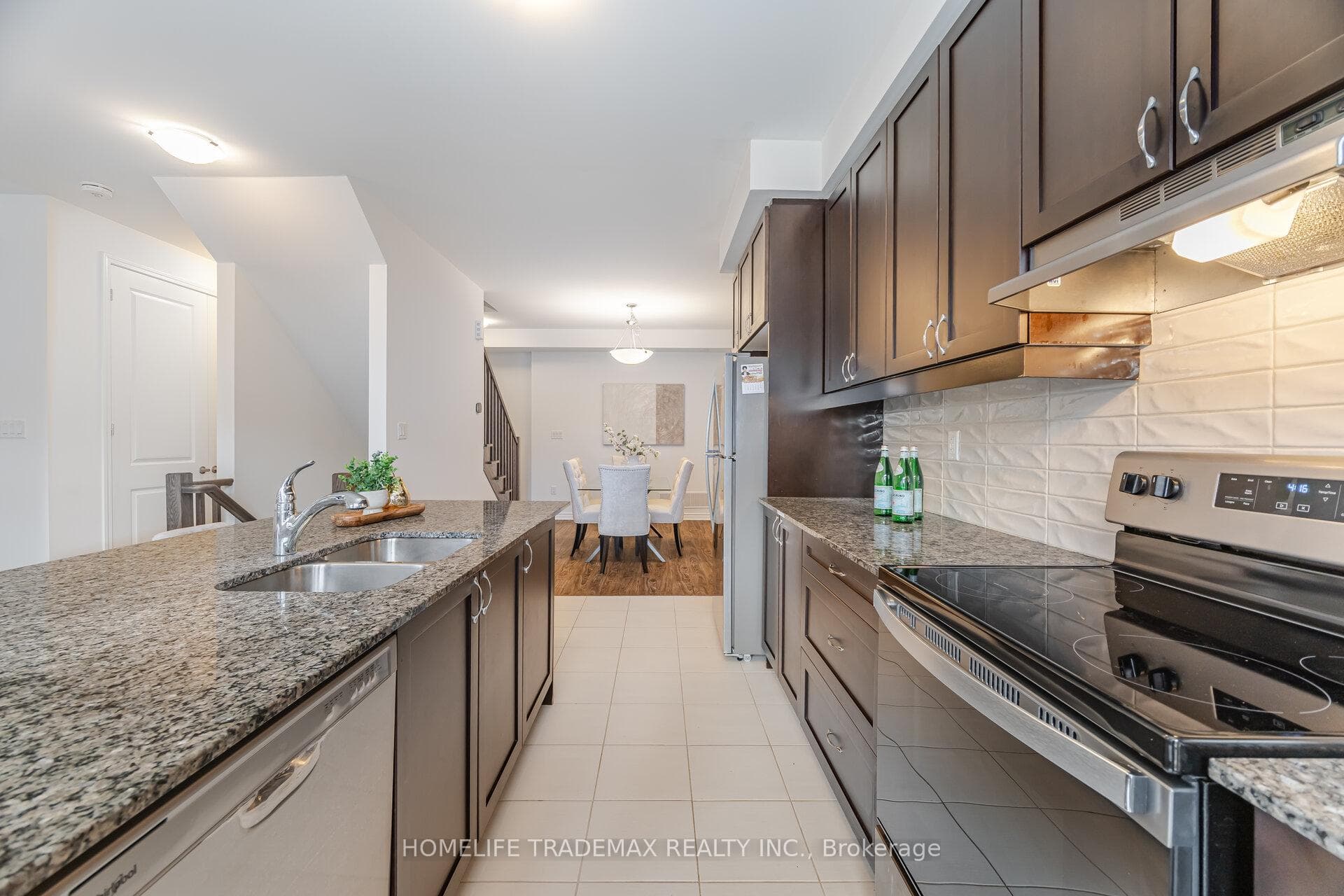 36 Melmar Street photo 17