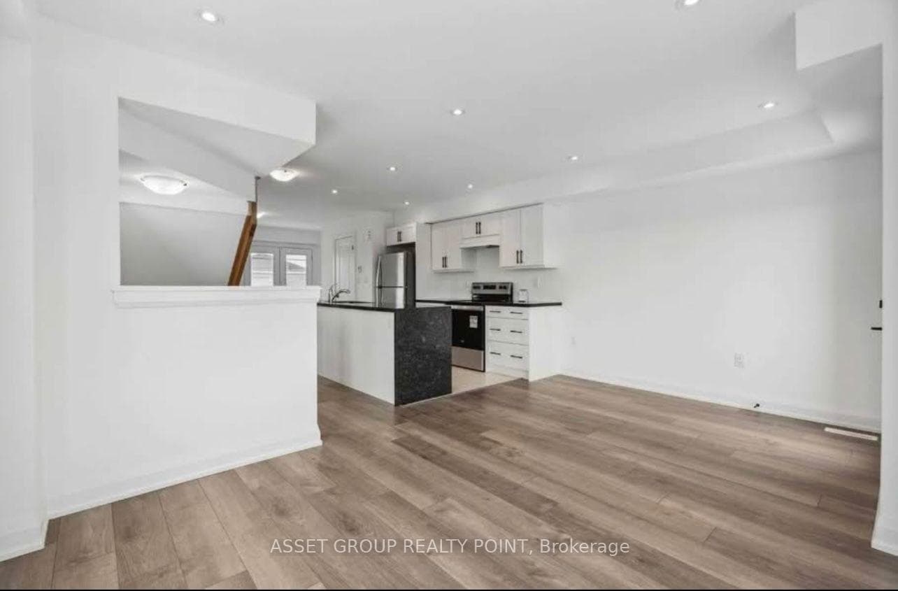 95 Fairlane Avenue photo 6