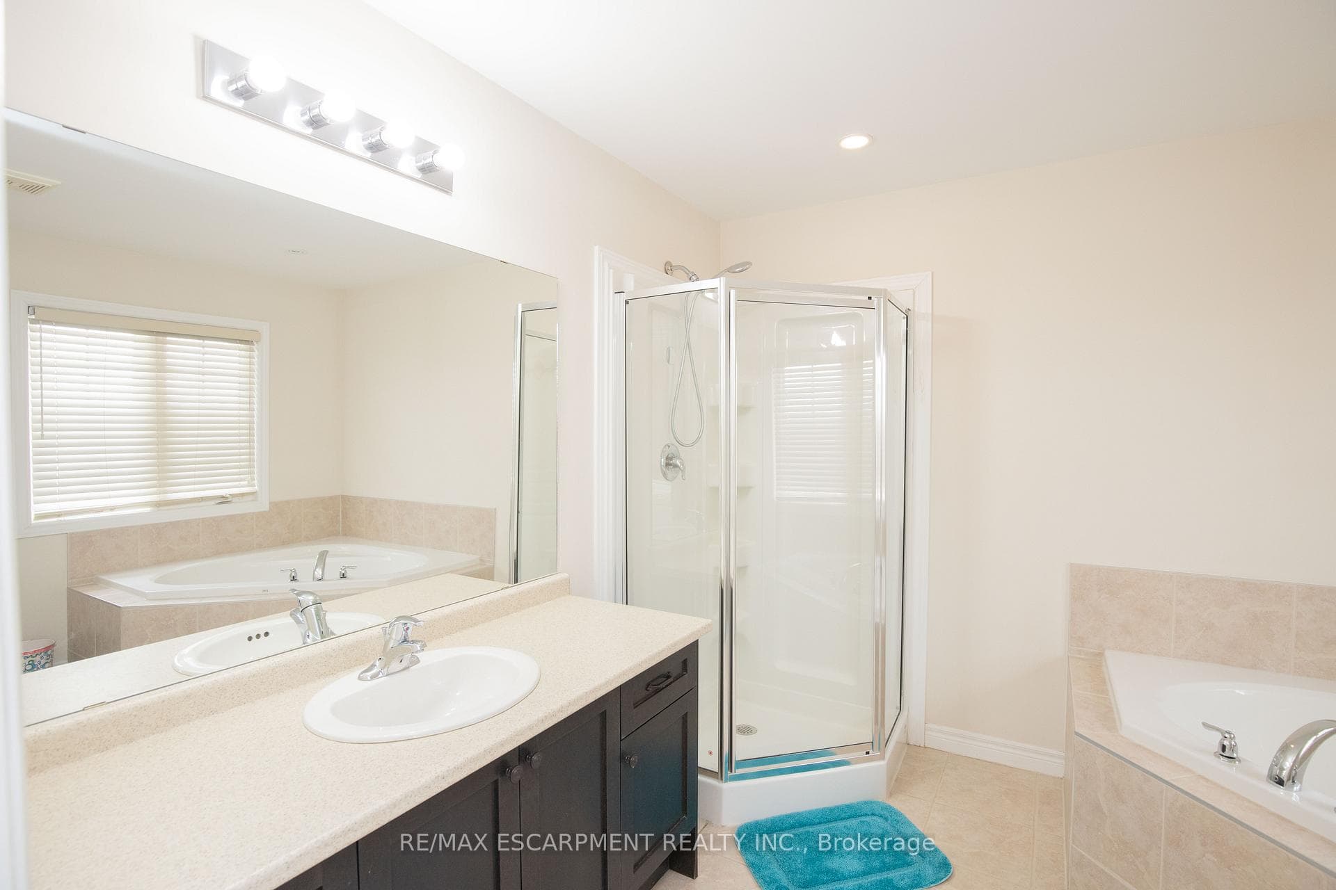 331 Stonehenge Drive photo 39