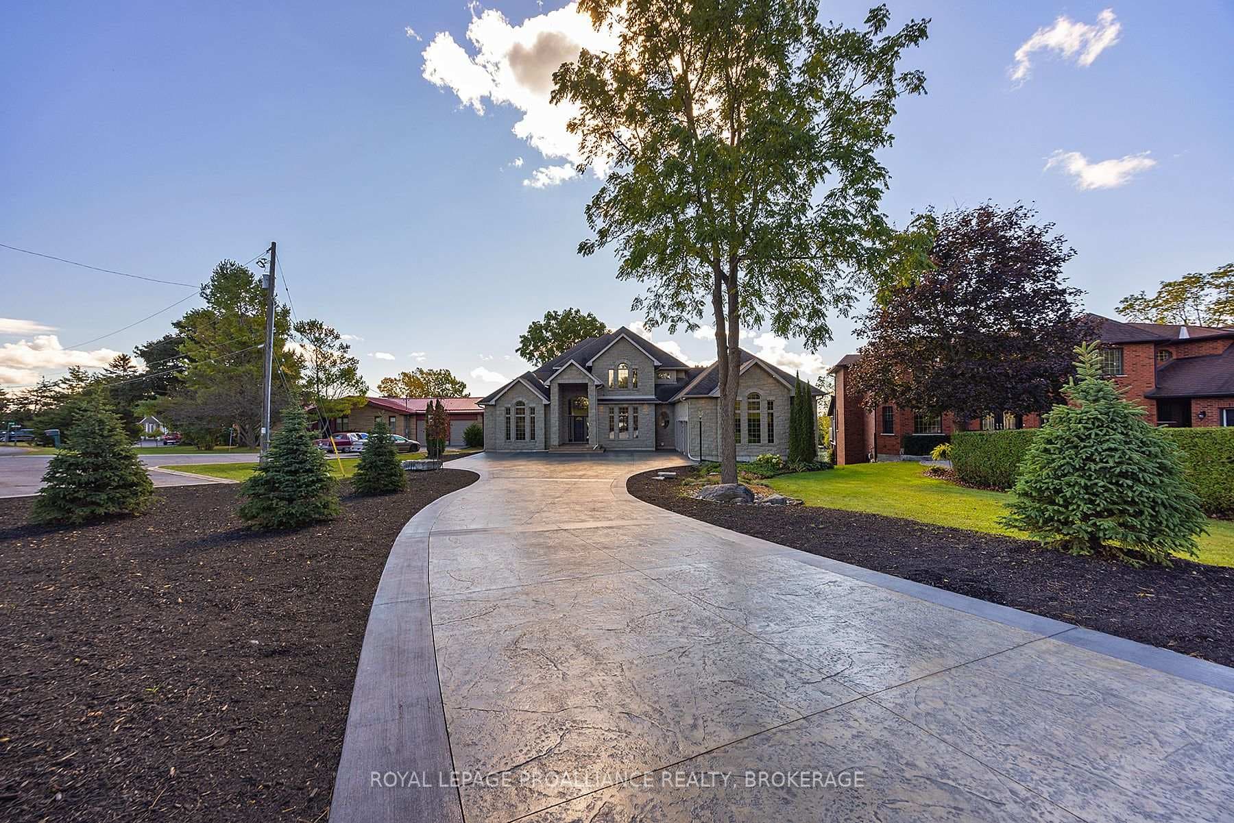 4744 Bath Road photo 2