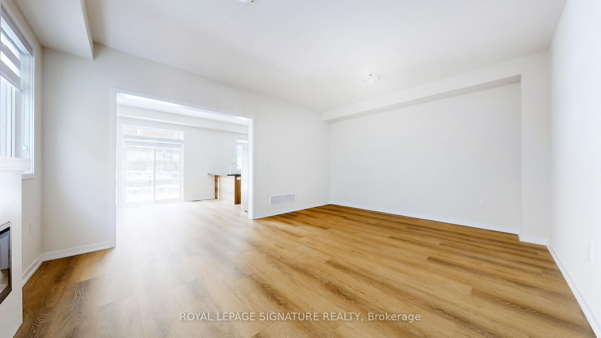 1530 Wheatcroft Drive photo 3