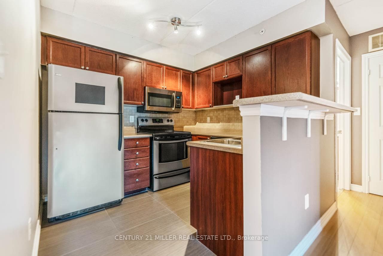 1491 Maple Avenue Unit 306 photo 3