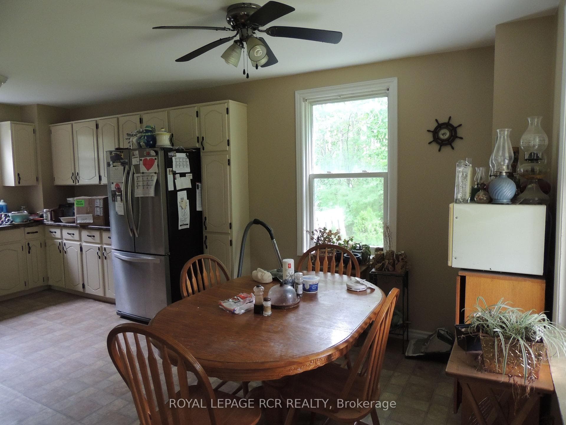 136249 Grey Road 40 Road photo 3