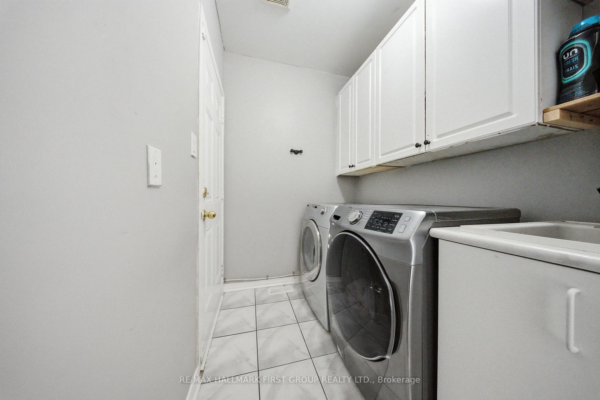 22 Cragg Crescent photo 17