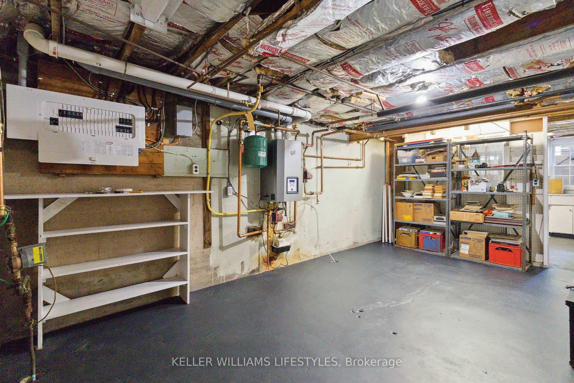 77 Broadway Avenue photo 29
