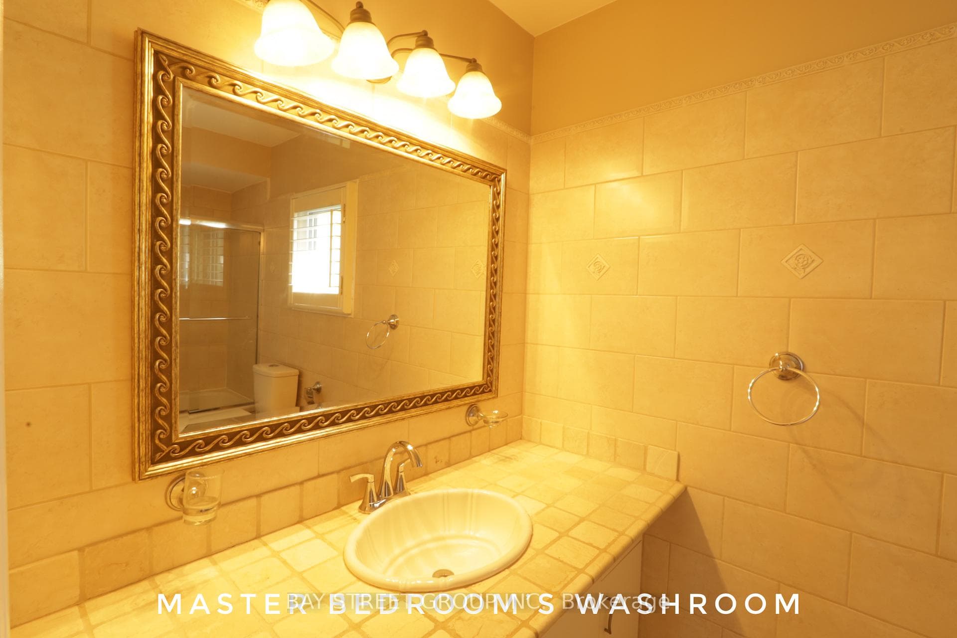 15 Nelson Circle photo 16