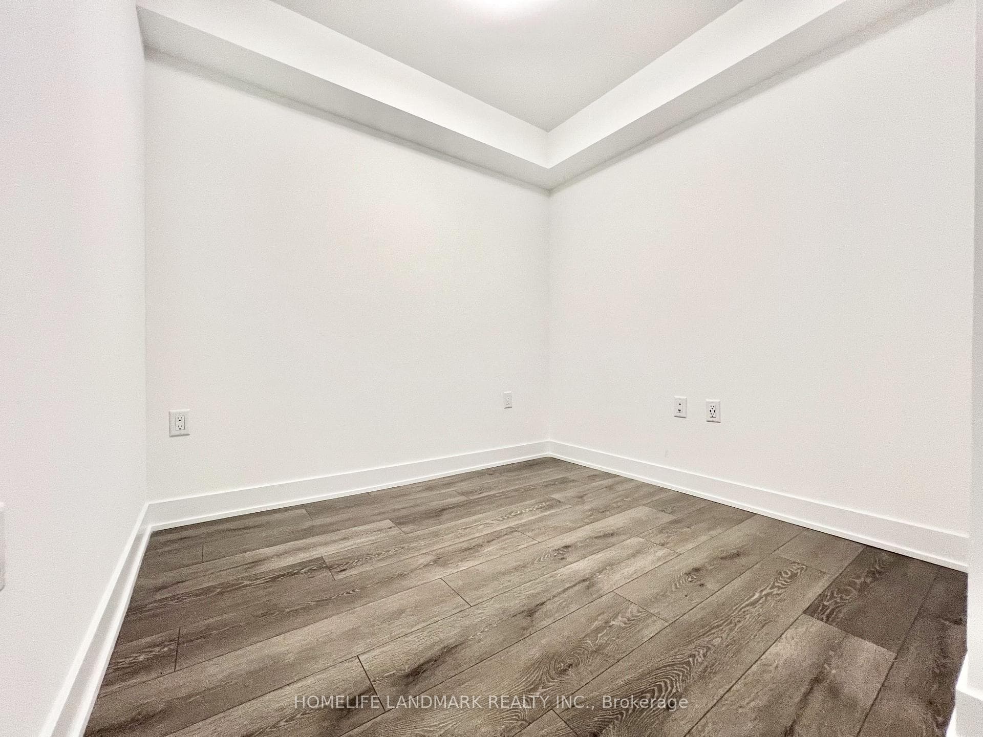 585 Bloor Street Unit 2121 photo 18