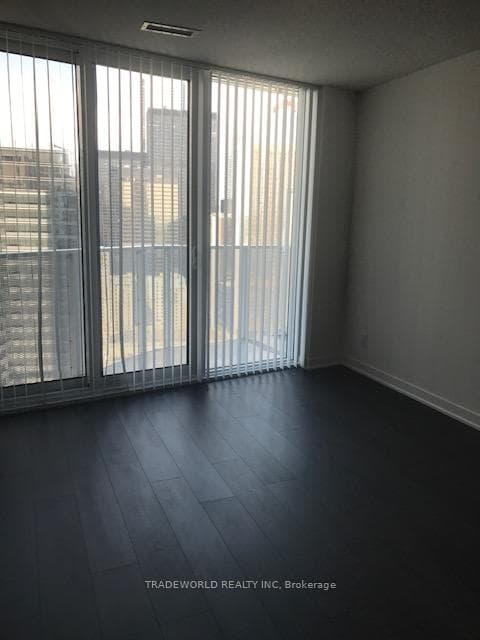 100 Harbour Street Unit 2709 photo 4