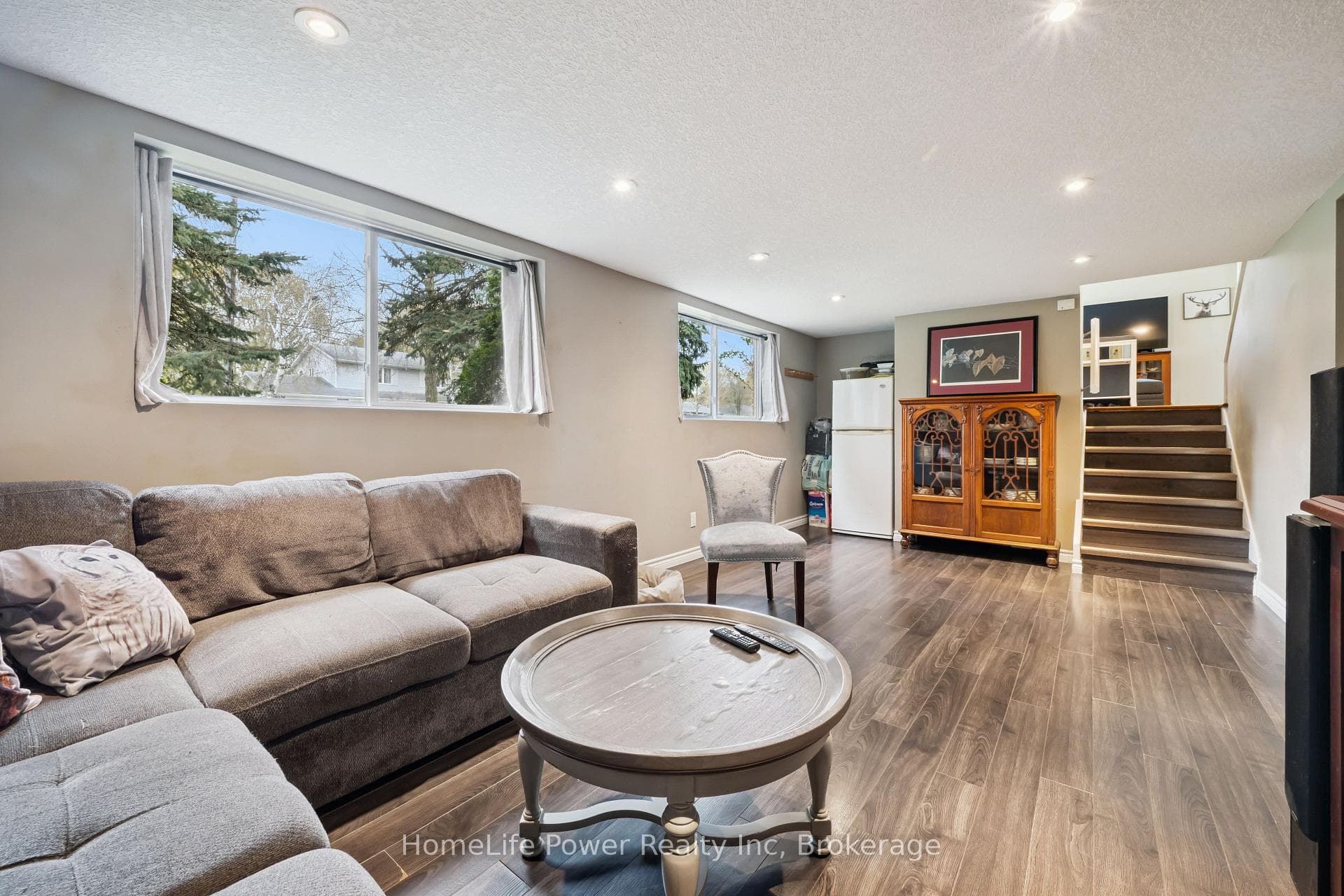 38 Balmoral Drive photo 24