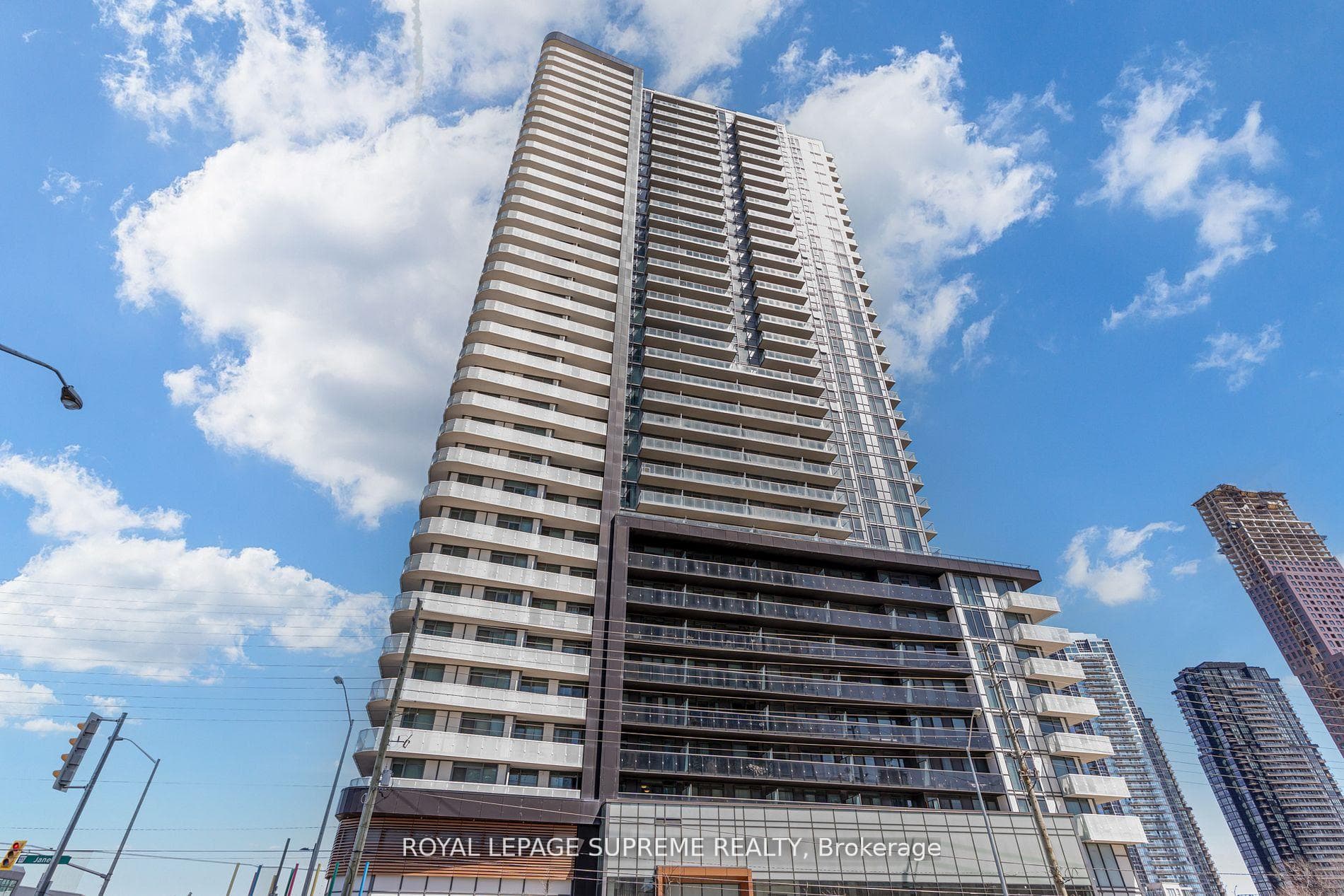 7895 Jane Street Unit PH16 photo 2