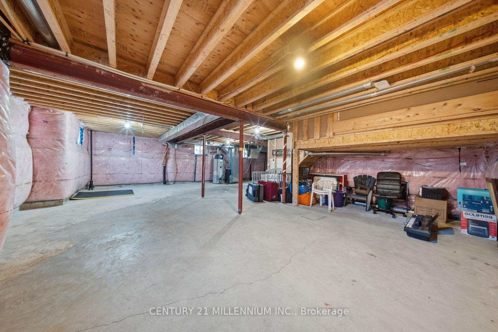 1153 Upper Thames Drive photo 25