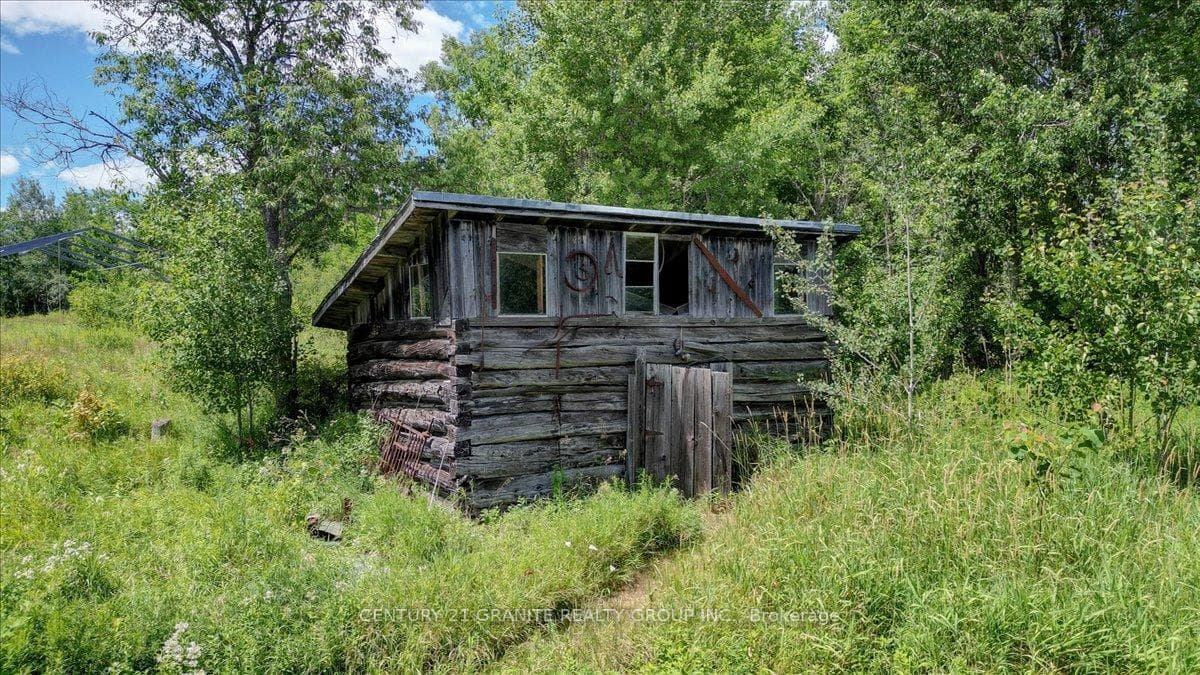 710 Rose Island Road photo 31