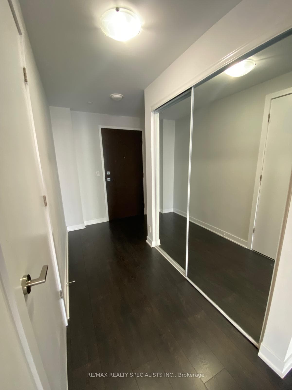2221 yonge Street Unit 1511 photo 4