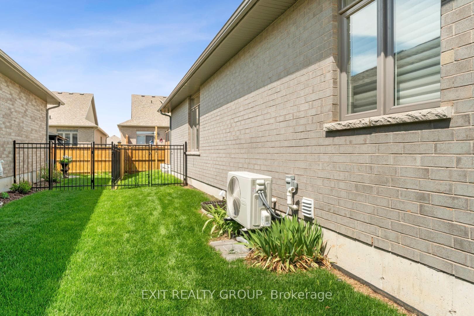 74 Wims Way photo 34