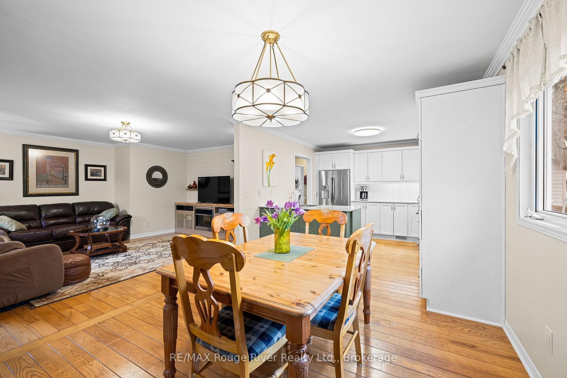 10126 Longsault Road Unit 14 photo 12