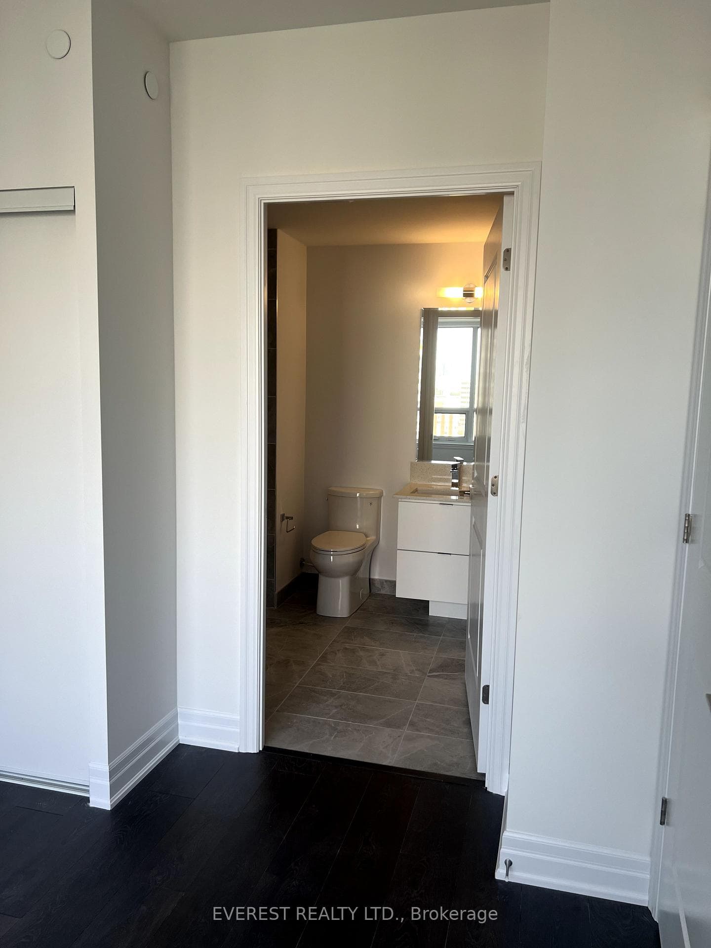 30 Elm Drive Unit 1711 photo 7