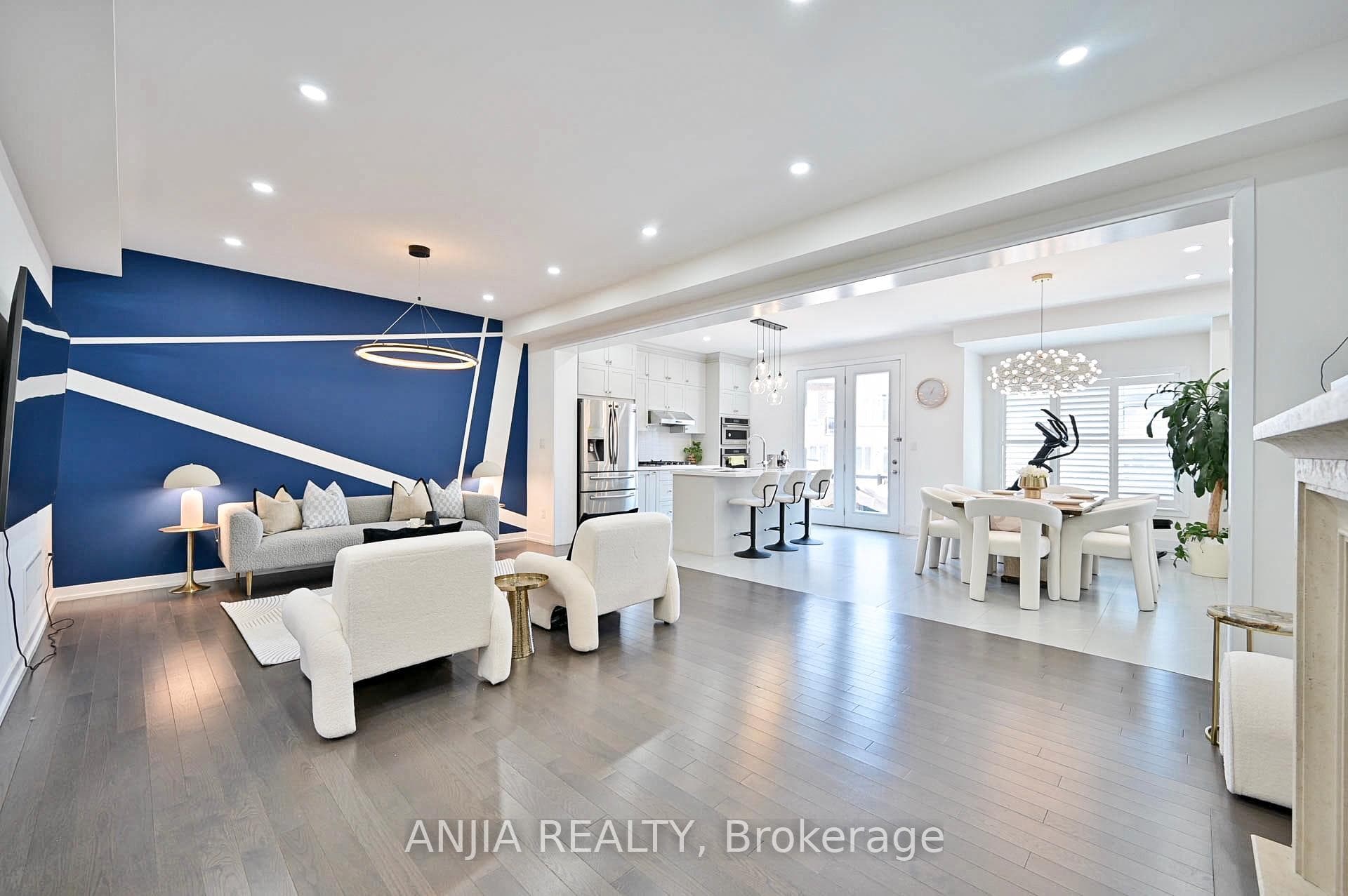 21 Bawden Drive photo 9