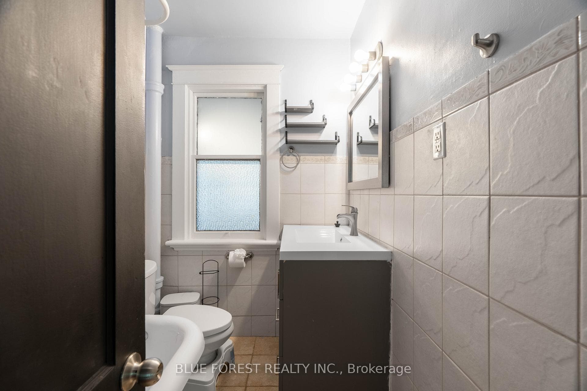 17 Emery Street photo 18