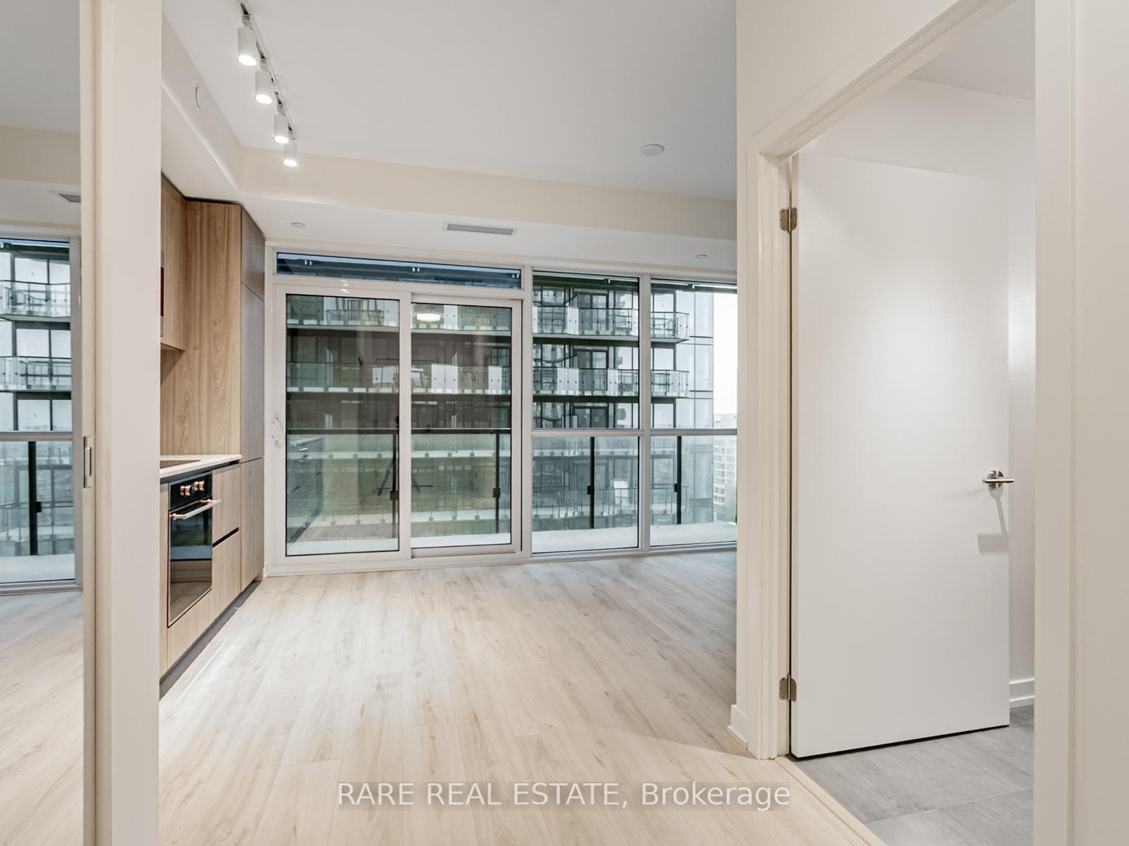 110 Broadway Avenue Unit S1308 photo 6