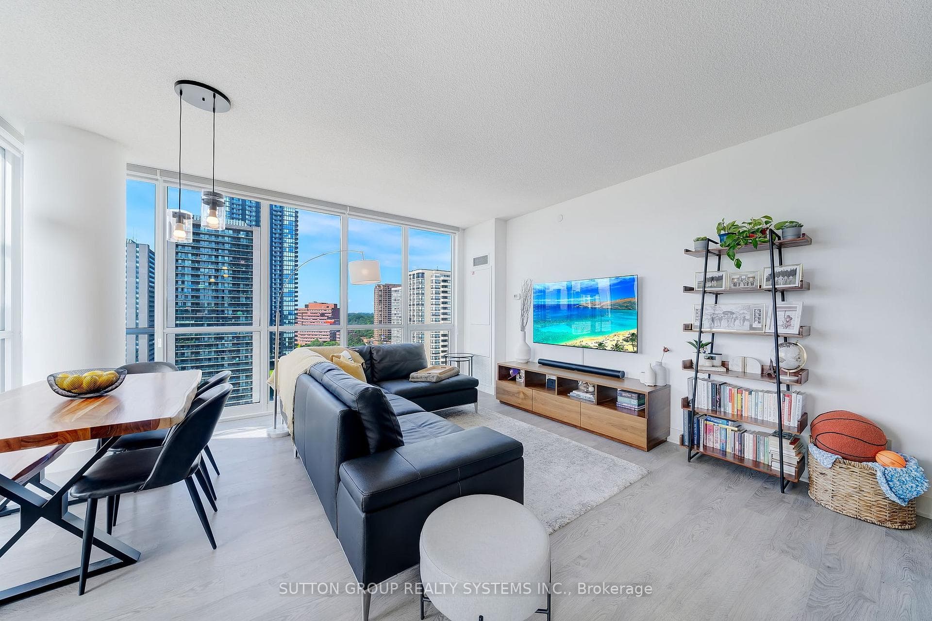 88 Sheppard Avenue Unit 1704 photo 12