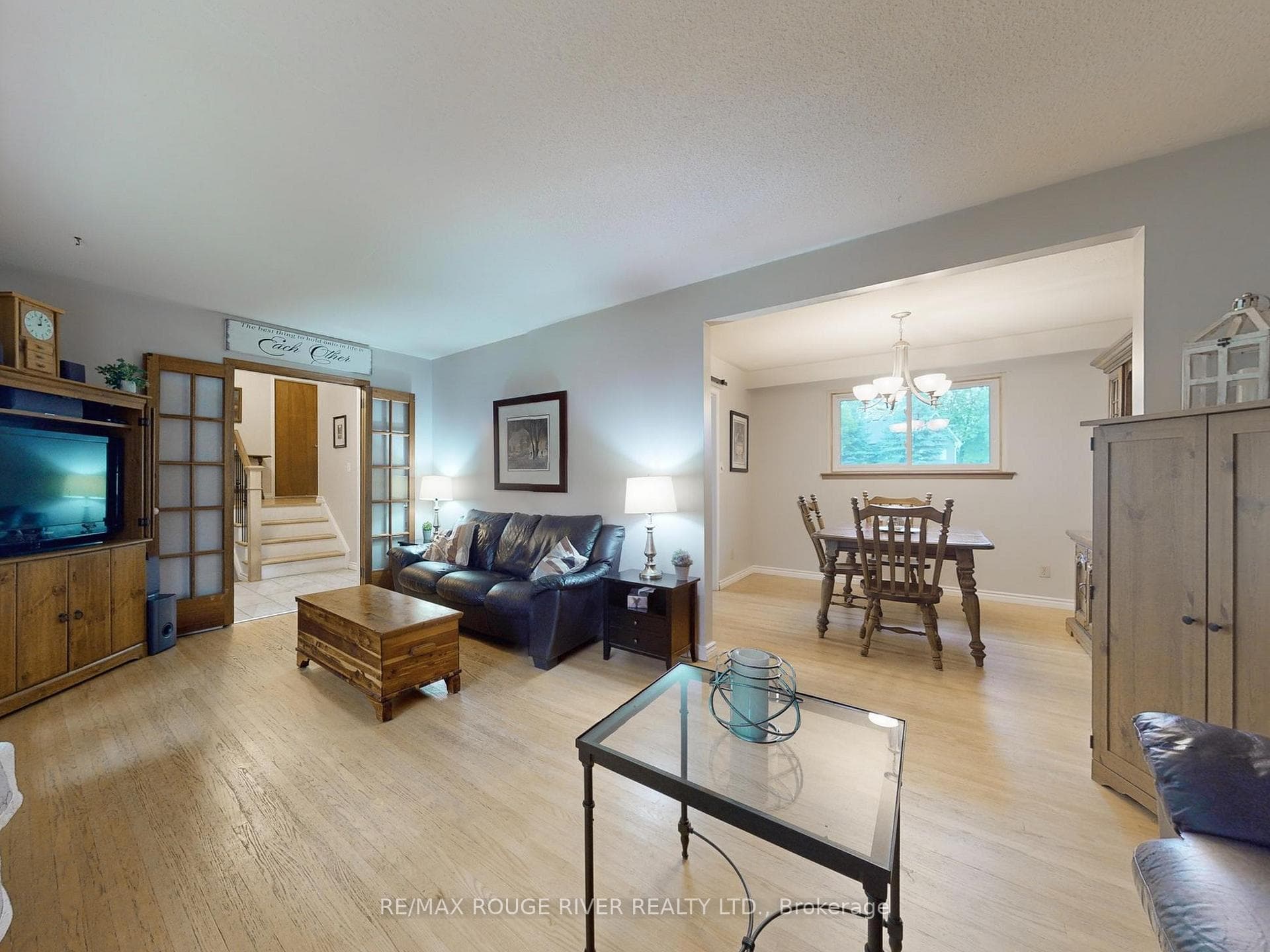 8 Harrison Drive photo 6